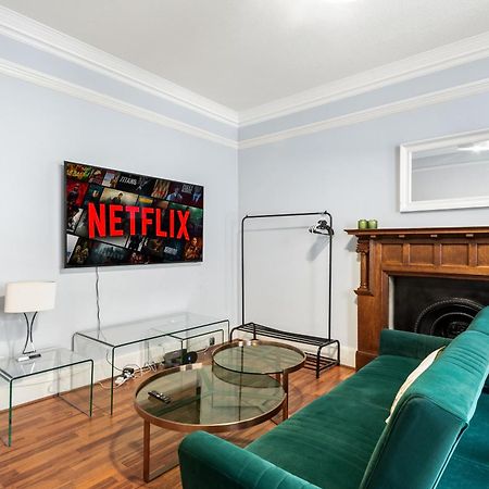 Londwell, Stylish Mayfair Central London Apartment Buitenkant foto